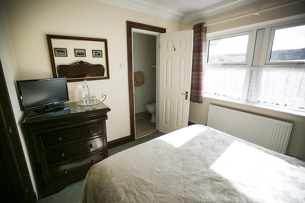Moloney House Bed & Breakfast Doolin Exterior photo